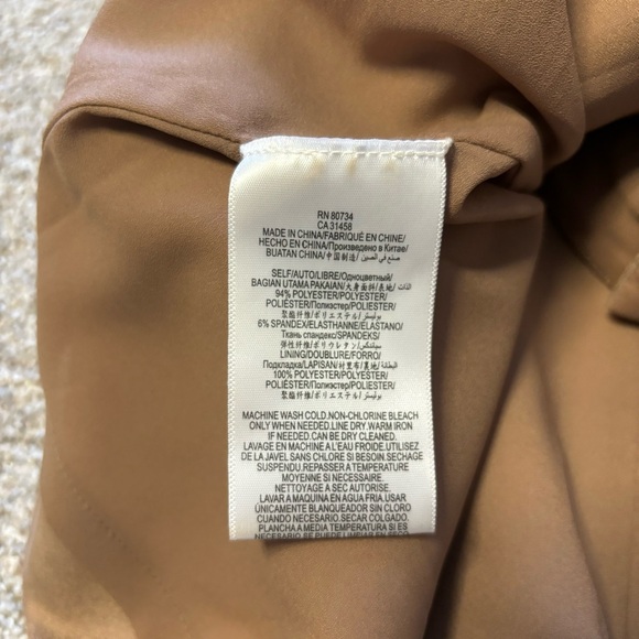 BCBGMAXAZRIA women’s Kahli suede zip mini skirt size xs - Picture 4 of 5